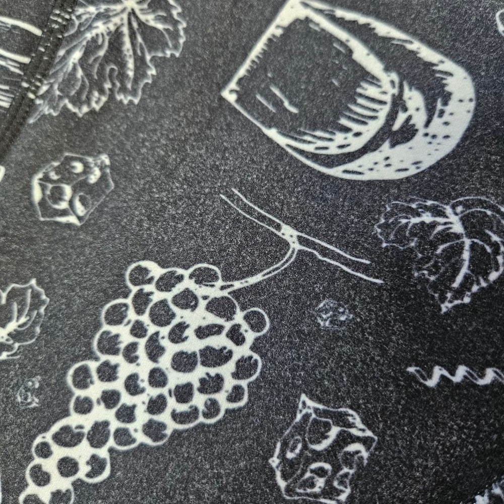 Barker Basic Leggings Wine Grapes Cheese Print OS Black White - Picture 7 of 8